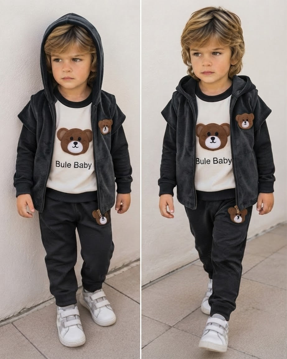 felpa+pantalone+ gilet con cappuccio